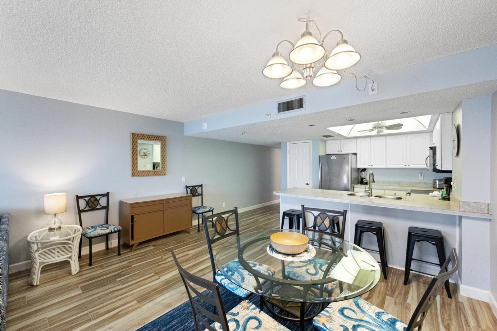 201 Sandy Shores Condos St. Pete Beach Eksteriør billede